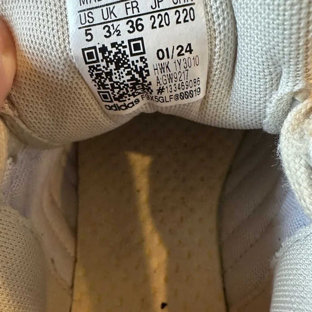 Kids Adidas Grand Court Cream and White Sneakers - size 5 - Picture 5 of 5